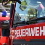 Fahrzeugüberschlag in Großweißenbach: Auto landet auf Tankstelle auf Dach